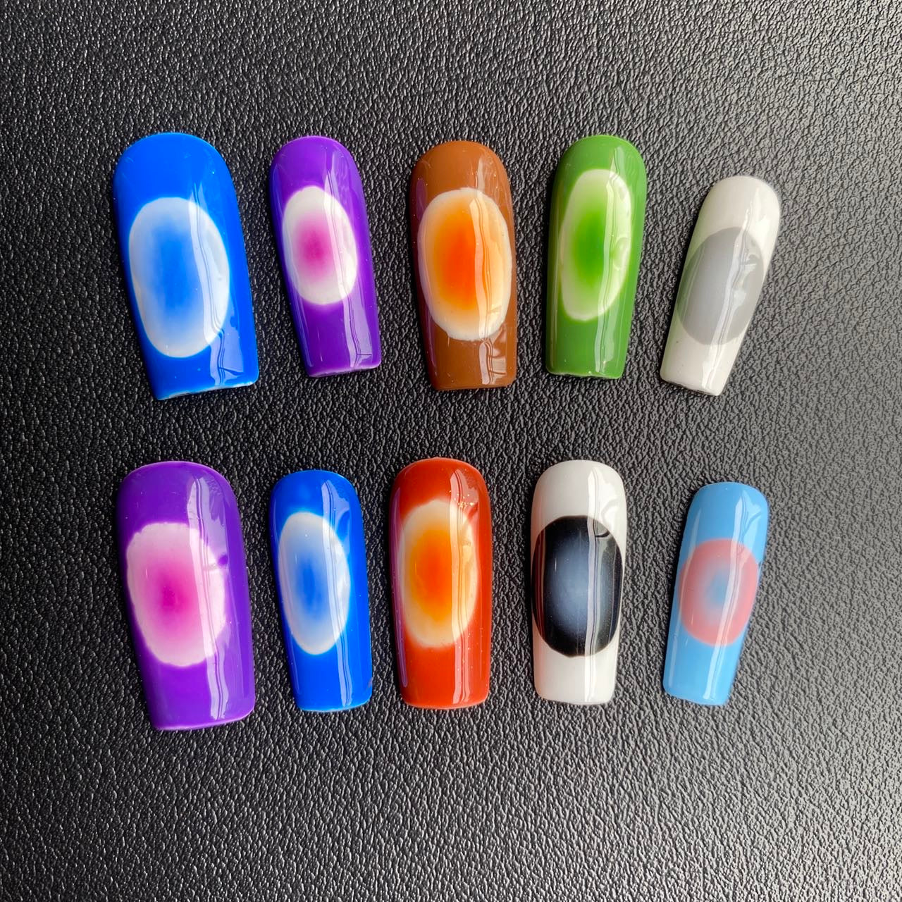 Your Nails Store